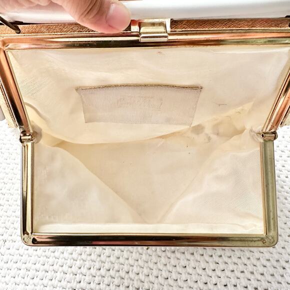 Vintage Corde Bead Bridal Snowflake Winter White Gold Clasp Top Handle Bag - Picture 11 of 13